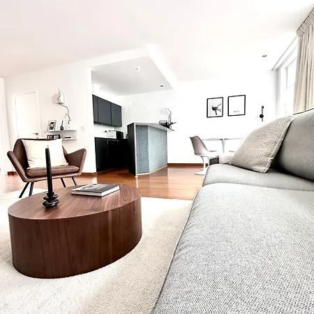 Wonderful In Sablon Apartamento